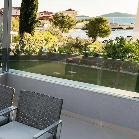 Croatica Apartment *