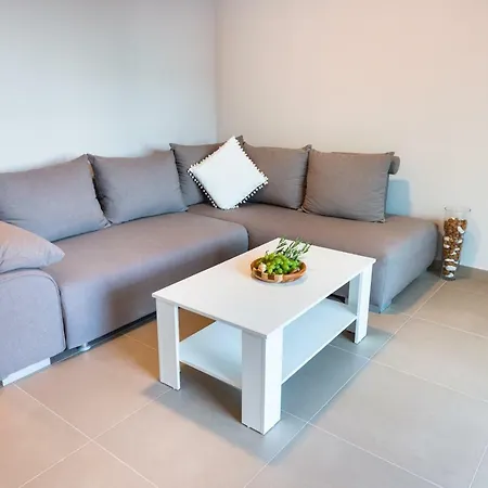 Croatica Brodarica Apartment