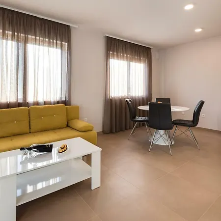 Apartment Croatica Brodarica