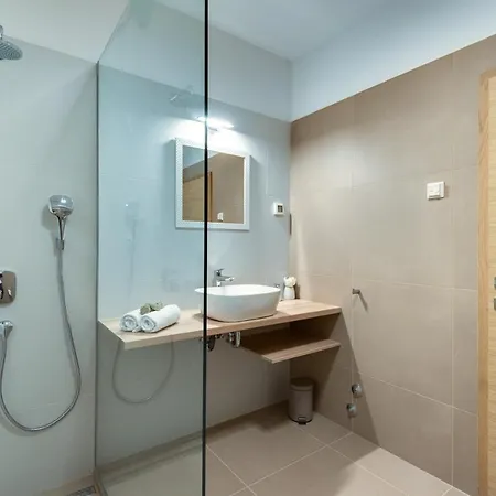 Apartment Croatica Brodarica (Sibenik-Knin)