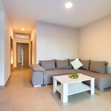 Croatica * Brodarica (Sibenik-Knin)