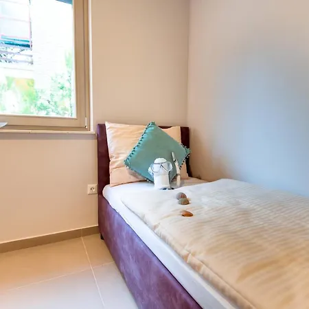 Croatica Apartman Brodarica (Sibenik-Knin)