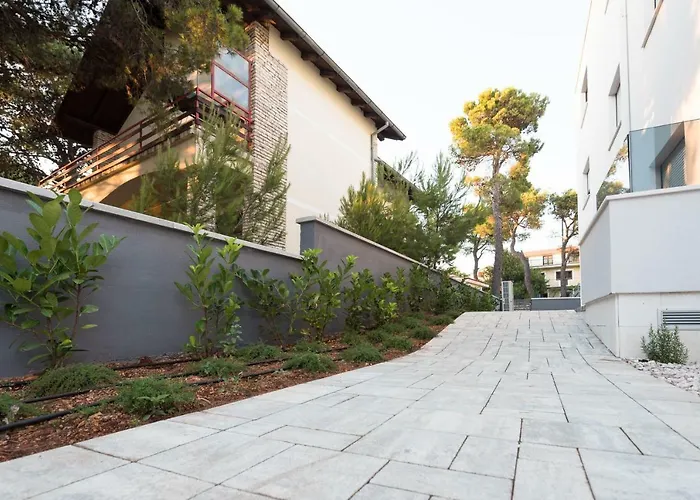 Croatica Apartment *