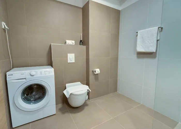 Croatica * Brodarica (Sibenik-Knin)