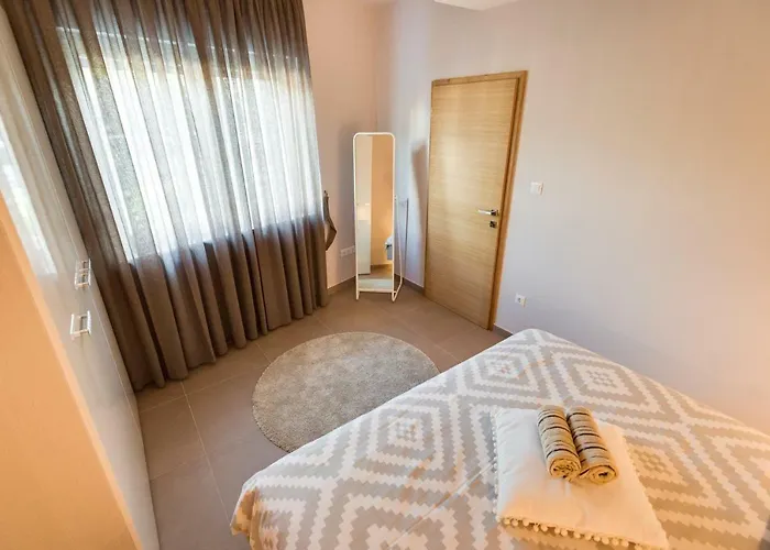 Croatica Brodarica (Sibenik-Knin)