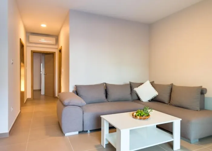 Croatica * Brodarica (Sibenik-Knin)